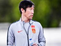 杏彩体育平台-预算有限！国足新帅薪资控制在100万欧左右，首选欧洲年轻教练