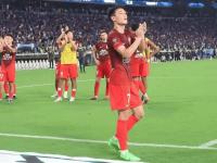 杏彩体育官网入口-祸不及家人！媒体人：球迷需引导形成积极的竞争文化