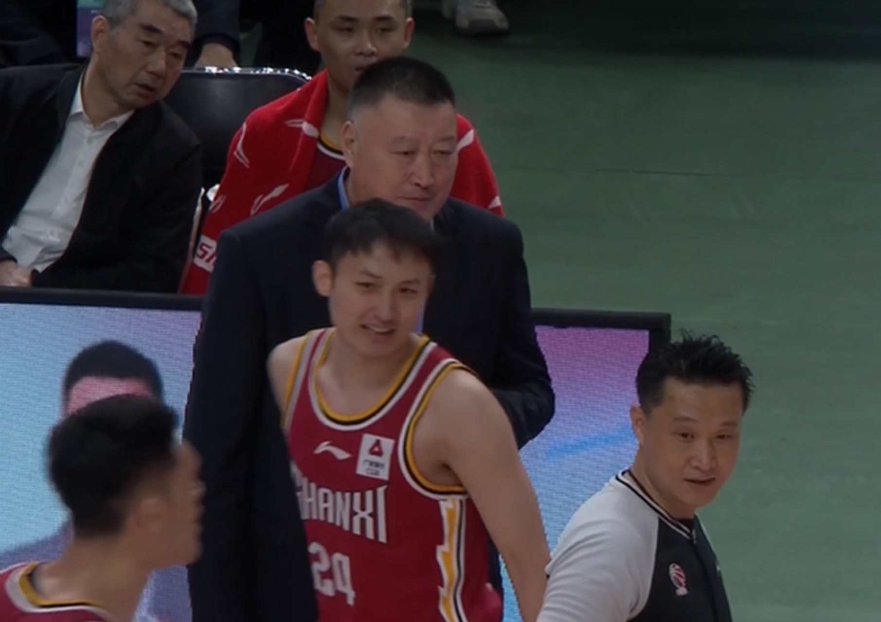 河北男篮客场反超,实现翻盘