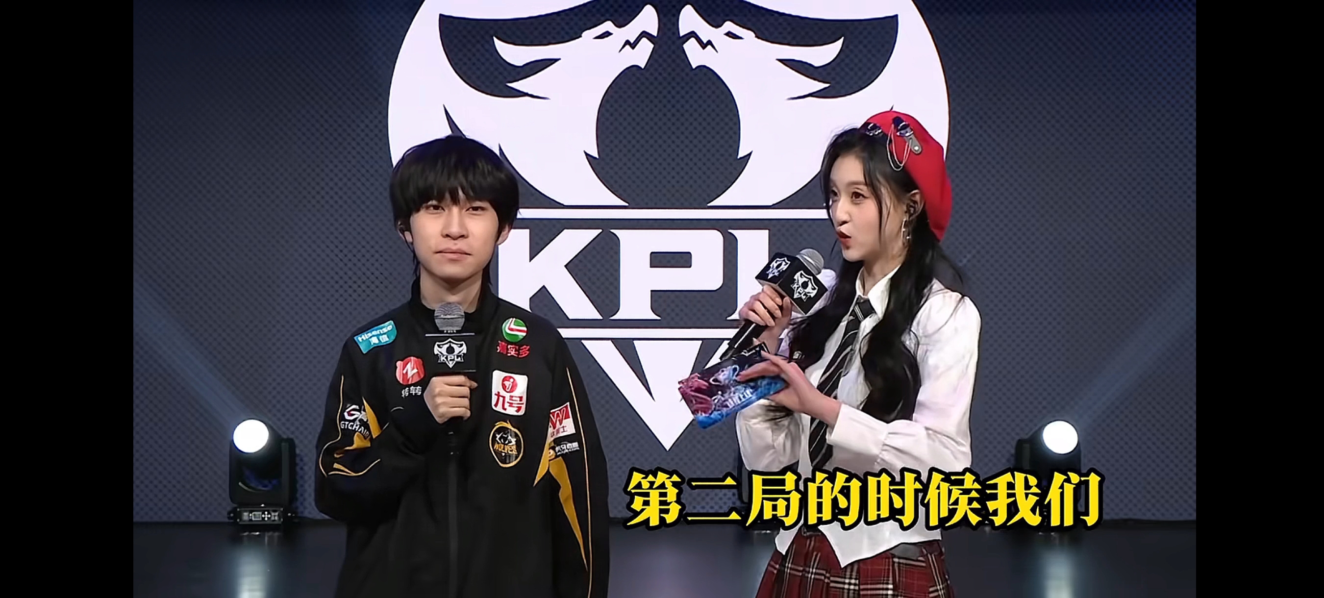 G21-0FLY：霞洛组合完美发挥，G2复仇FLY晋级八强