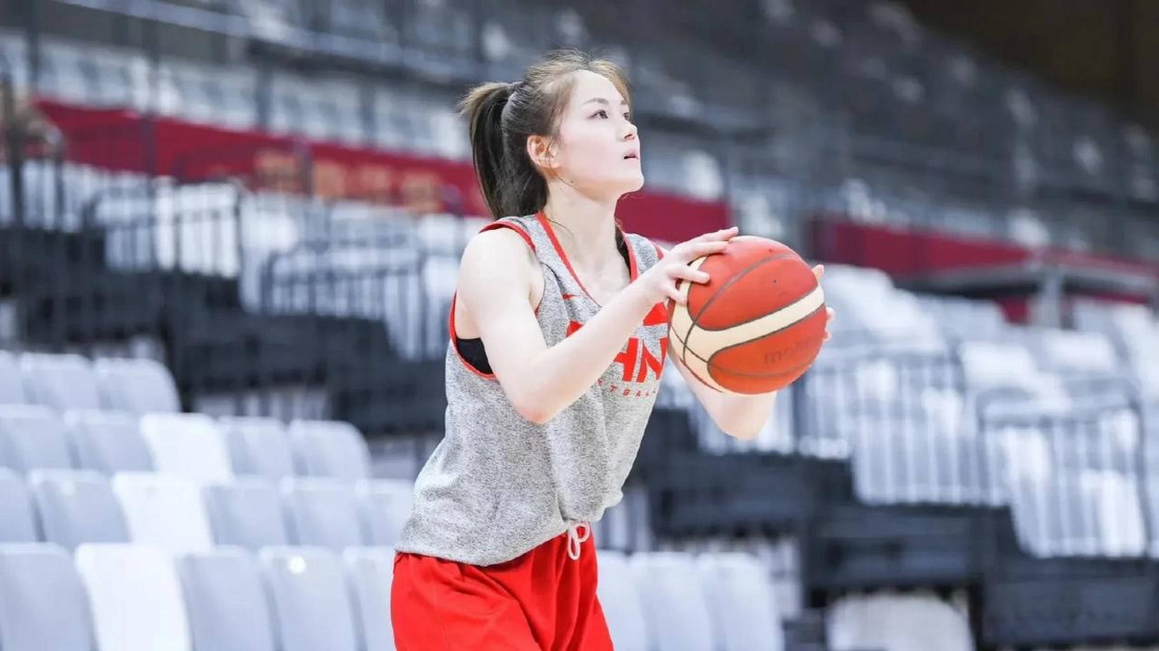 宫鲁鸣：日本女篮速度快&外围准，这原来是我们中国队风格