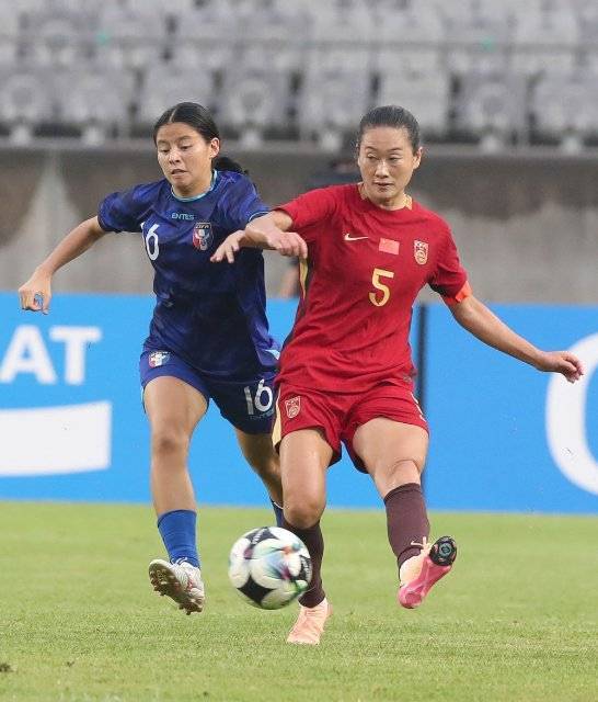 东亚杯-中国女足4-2中国台北2球领先被追平邵子钦双响
