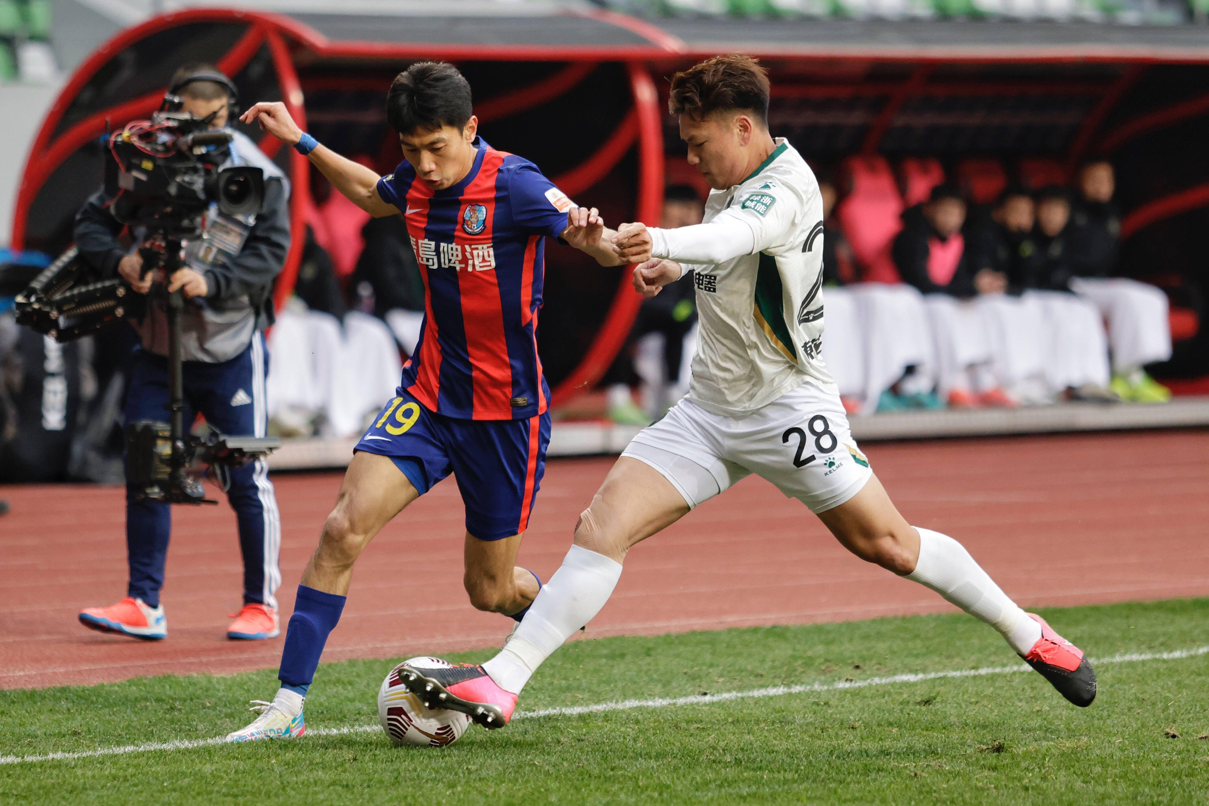 孙正傲有望加盟青岛海牛，两位U22国脚已无限